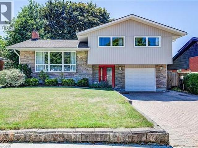 215 Winfield Avenue, Waterloo, ON, N2J 3M8 house for sale | Listing ID 40853 | Royal LePage