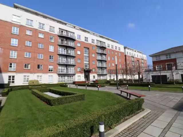 215 The Waterside, Grand Canal Dock, Dublin 4 is for rent