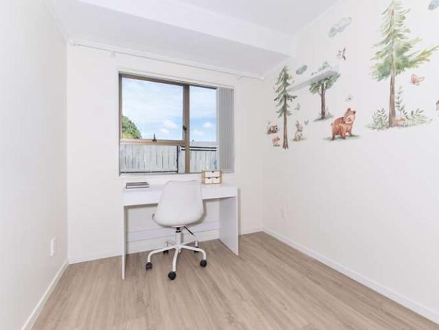 2/168 Prince Regent Drive, Farm Cove, Manukau City
