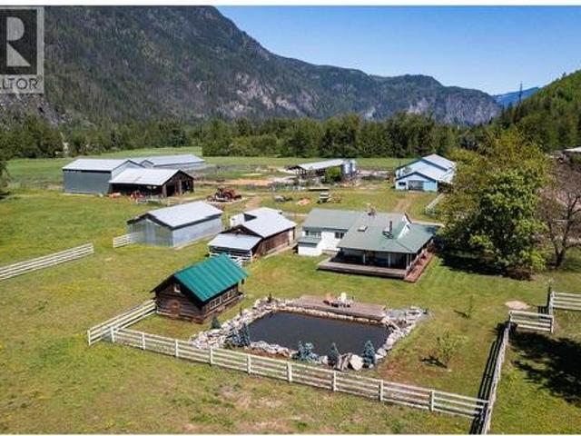 2169 Solsqua Road, Sicamous, BC, V0E 2V0 house for sale | Listing ID 10381 | Royal LePage
