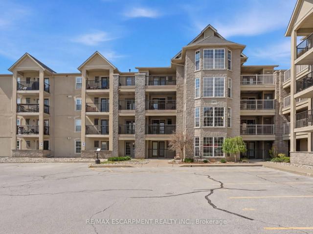216 1 WALKERS Line, Burlington | For Sale @ $479,900 | Condos. Ca