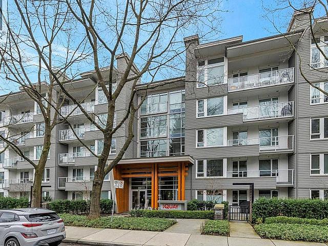 216 255 W 1st Street North Vancouver, British Columbia