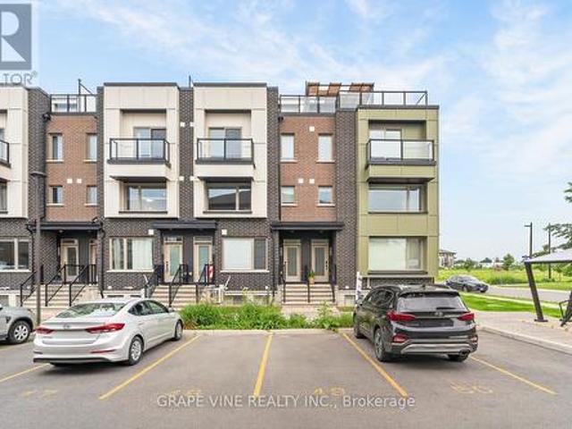 216 581 Takamose Private, Ottawa, ON, K1K 4Z4 townhouse for sale | Listing ID X13515 | Royal LePage