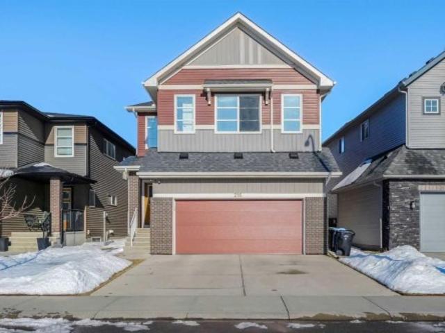 216 Carringvue Manor Nw, Calgary, AB, T3P 0W3 house for sale | Listing ID A2311 | Royal LePage