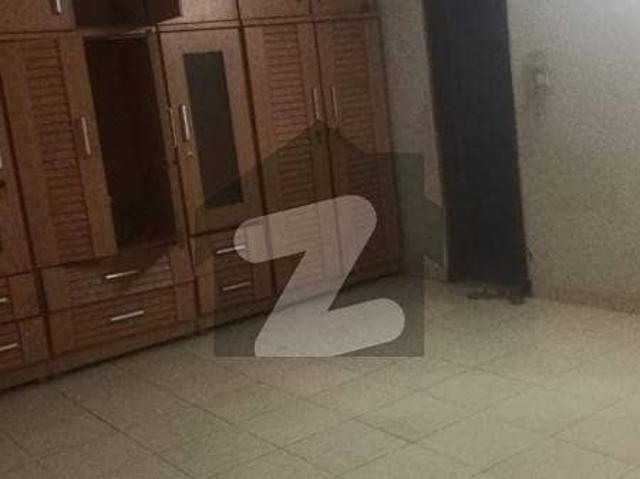 216 Sq. Yards 2nd Floor Portion Nazimabad# 3 For Sale