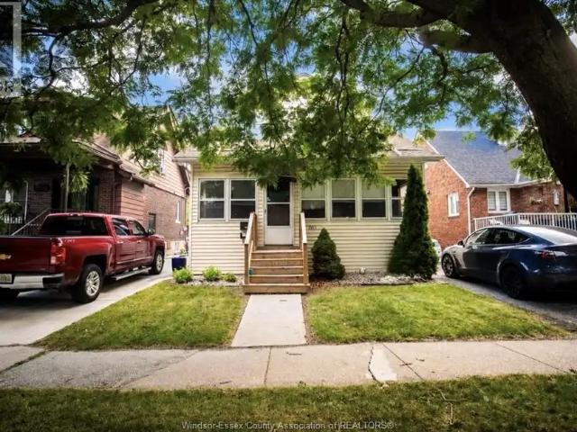 2177 Dougall Unit# Upper