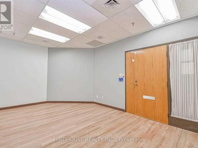 217 189 Kent Street W, Kawartha Lakes Lindsay, ON, K9V 5Z6 commercial for lease | Listing ID X13543 | Royal LePage