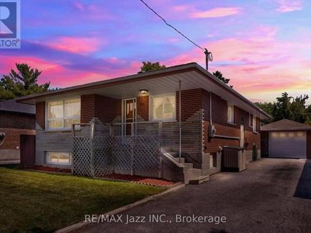 217 Annis Street, Oshawa Lakeview, ON, L1H 3P7 house for sale | Listing ID E13542 | Royal LePage