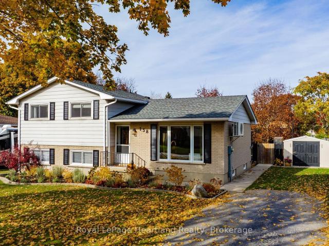 217 Britannia Road E