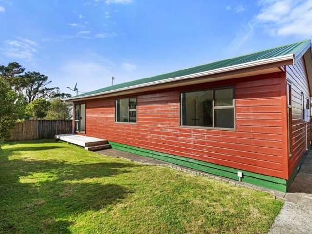 217 Dowse Drive, Maungaraki, Lower Hutt City