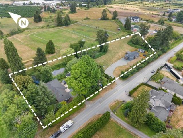 2185 Avenue, Langley, BC, V2Y 2N7 house for sale | Listing ID R3142 | Royal LePage