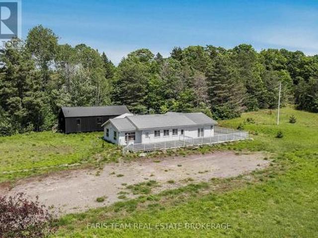 2180 2 Hwy 141, Muskoka Lakes, ON, P0B 1L0 vacant land for sale | Listing ID X13707 | Royal LePage