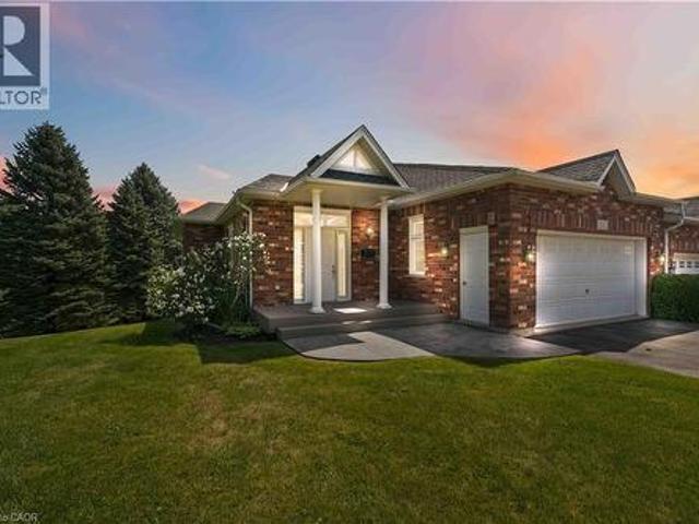 2182 Stonehaven Avenue, Niagara Falls, ON, L2J 4K2 house for sale | Listing ID 40857 | Royal LePage