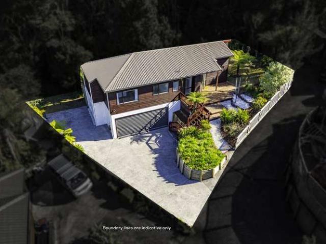 2/18 Fernwood Grove, Bayview, North Shore City