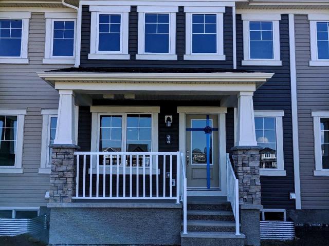 218 Windbury Lane SW Airdrie Townhouse [object Promise] for Rent