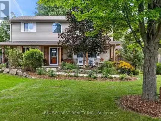 21948 Adelaide Street N, Middleinteraction Centre, ON, N0M 1C0.