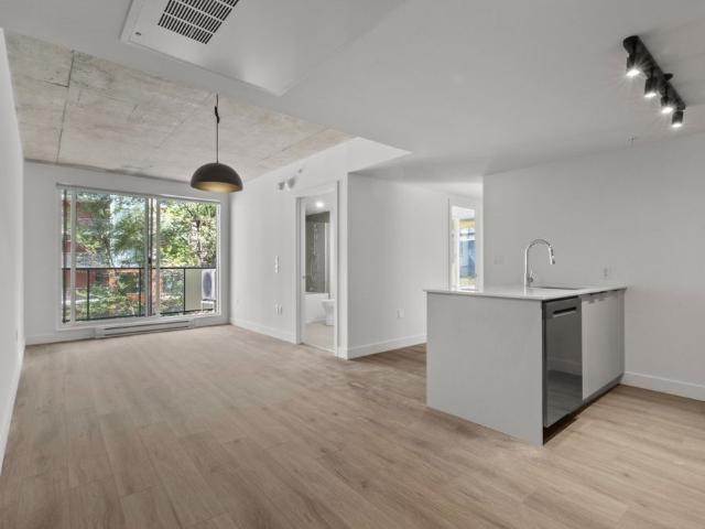 2198 Boul. De Maisonneuve E Montréal Ville Marie, QC H2K
