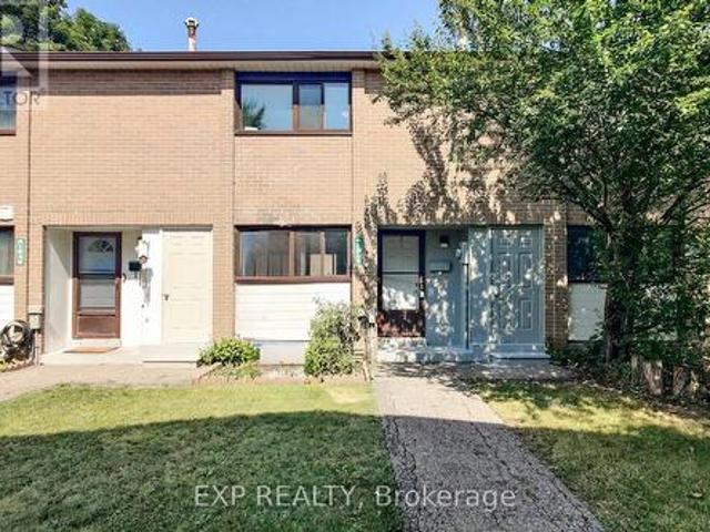 219 193 Fleetwood Crescent, Brampton, ON, L6T 2E6 townhouse for sale | Listing ID W12281 | Royal LePage