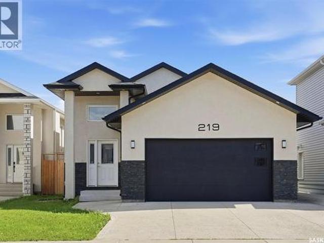 219 Ells Crescent, Saskatoon, SK, S7L 6J4 house for sale | Listing ID SK041995 | Royal LePage