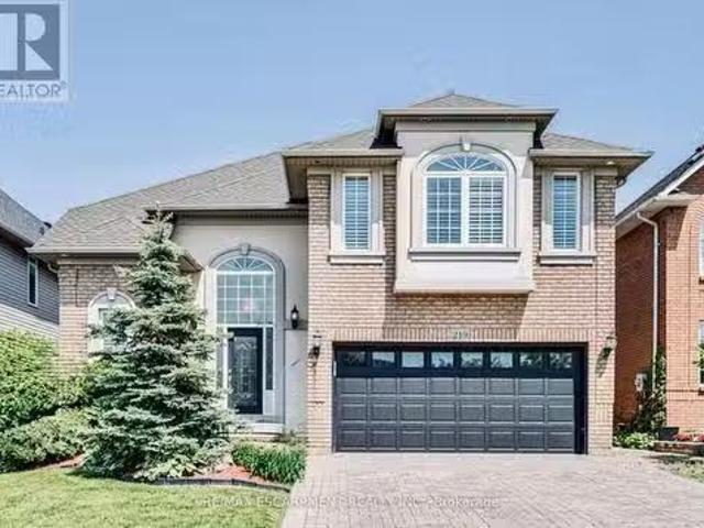 219 Kitty Murray Lane, Hamilton, ON, L9K 1H7 house for lease.