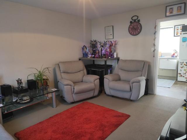 2/19 Hargest Crescent