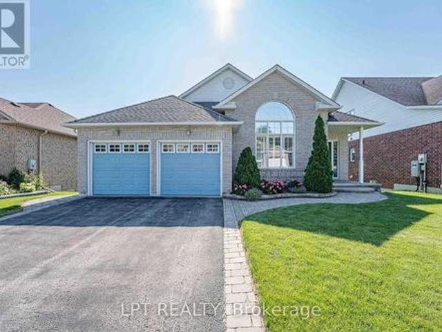 219 Waterbury Crescent, Scugog, ON, L9L 1S5 house for sale | Listing ID E13682 | Royal LePage