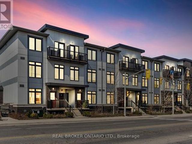 21 630 Rogers Road, Toronto, ON, M6M 0B4 townhouse for sale | Listing ID W12221 | Royal LePage