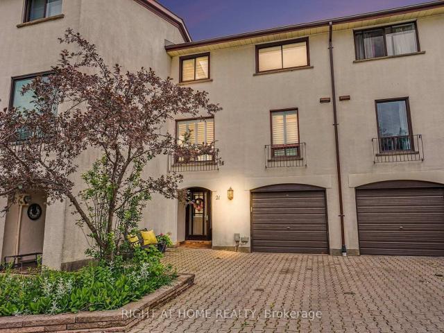 21 6679 Shelter Bay Road, Mississauga | For Sale @ $628,000 | Condos. Ca