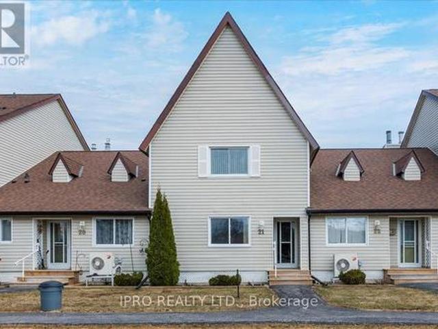 21 71 Laguna Parkway, Ramara, ON, L0K 1B0 townhouse for sale | Listing ID S12046 | Royal LePage