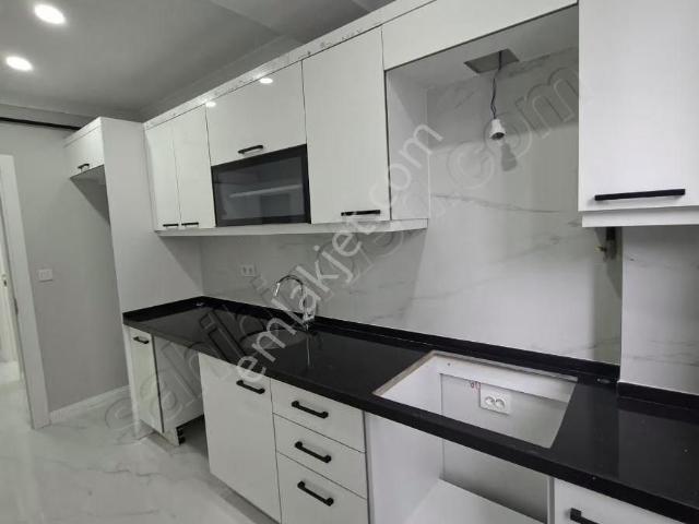 2+1 95 M² Merkezı Konumda Arakat Daire
