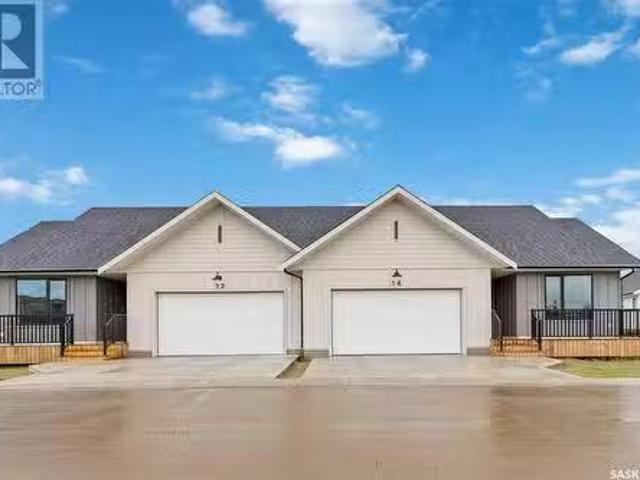 21 105 Hathway Crescent, Saskatoon, SK, S7V 0P5 condo for sa.