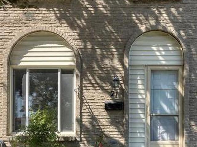 21 215 Trudeau Drive, Sarnia, ON, N7S 4T5 townhouse for sale | Listing ID 25008 | Royal LePage