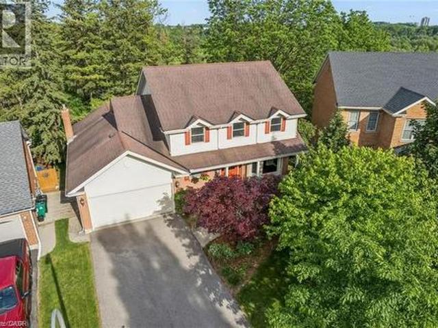 21 Tinatawa Court, Kitchener, ON, N2A 3K4 house for sale | Listing ID 40856 | Royal LePage