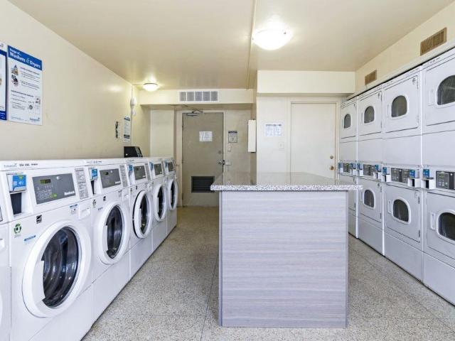 21 Welsford Gardens 1 Bedroom Apartment for Rent at 21 Welsford Gdns, Toronto, ON M3A 2P6 Parkwoods Donalda