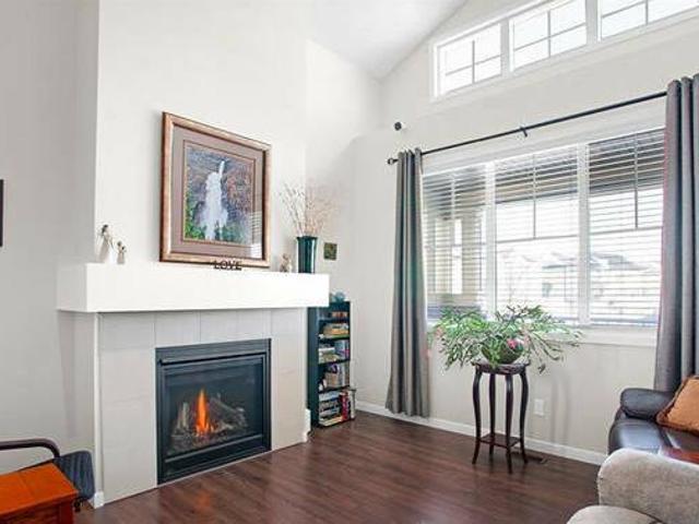 21 Amery Green Crossfield Alberta