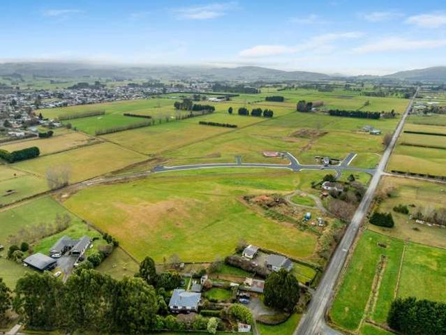 21 Back Road, Milton, Clutha