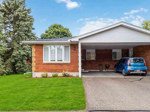 2+1 Beds 2 Baths Beautiful Open Concept Layout Only $559,900