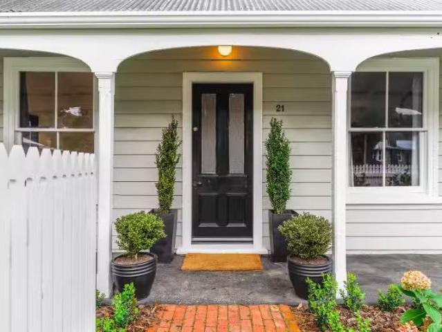 21 Bethune Street, Featherston, South Wairarapa