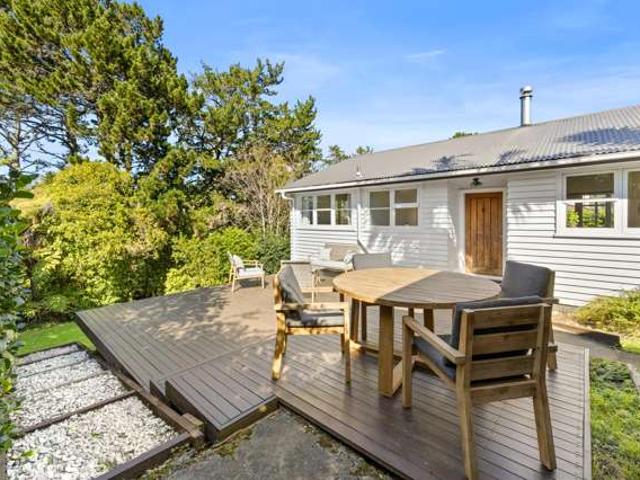 21 Biokovo Street, Massey, Waitakere City