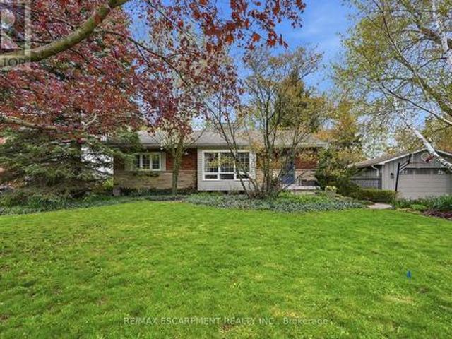 21 Brian Boulevard, Hamilton, ON, L8B 0C7 house for sale | Listing ID X13130 | Royal LePage