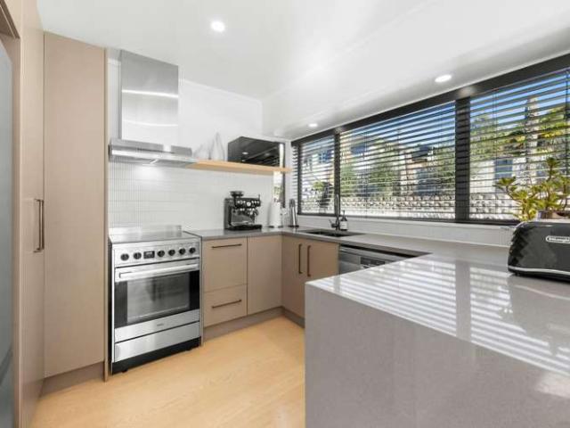 21 Carillon Place, Massey, Waitakere City