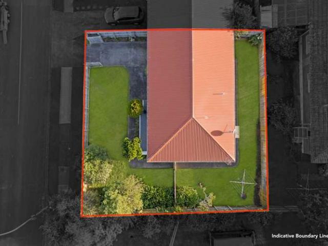 2/1 Chevis Place, Pakuranga, Manukau City