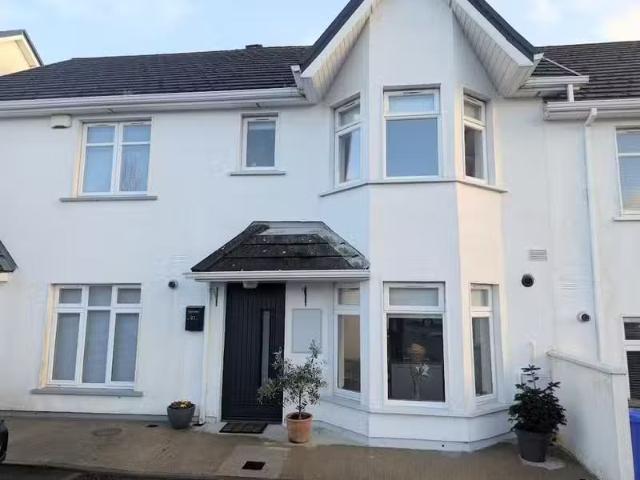 21 Cnoc Ard, Ballina, Co. Tipperary, V94CDW0 is for sale