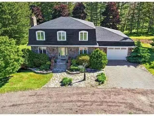 21 De La Breche Rd, Grand Barachois, NB, E4P 7B4 house for s.