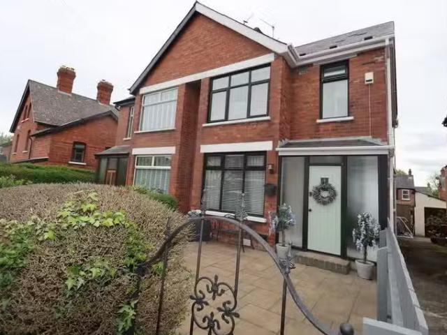 21 Dunblane Avenue