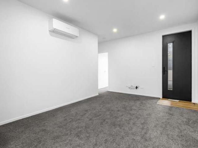 2/1 Fuchsia Avenue, 1136, Hamilton City