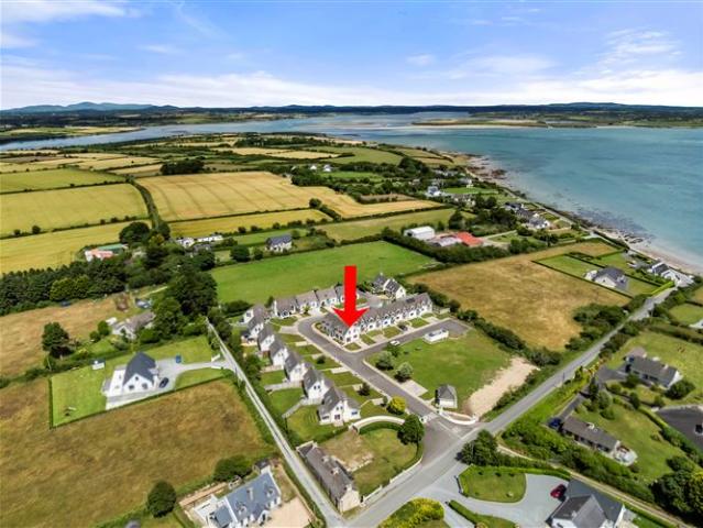 21 Grange Court, Fethard, Wexford P. N. O'Gorman Auctioneers 4941 MyHome. Ie Residential