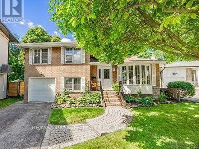 21 Halbadier Place, Toronto, ON, M9B 2H4 house for sale | Listing ID W13611 | Royal LePage