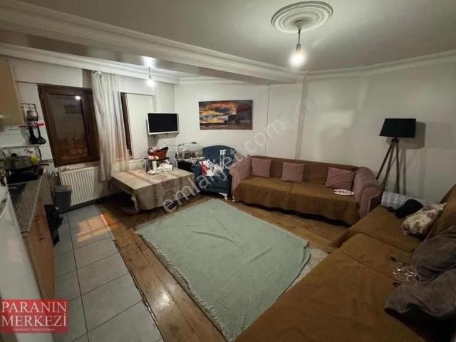2+1 İskanlı Cadde Yanı 29.000 Tl Hazır Kiracılı Yüksek Giriş !