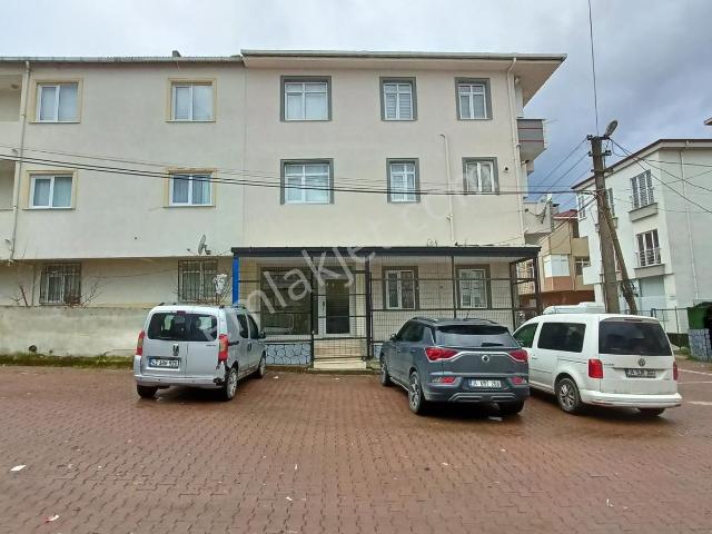 2+1 Köşe Parsel Satılık Ev